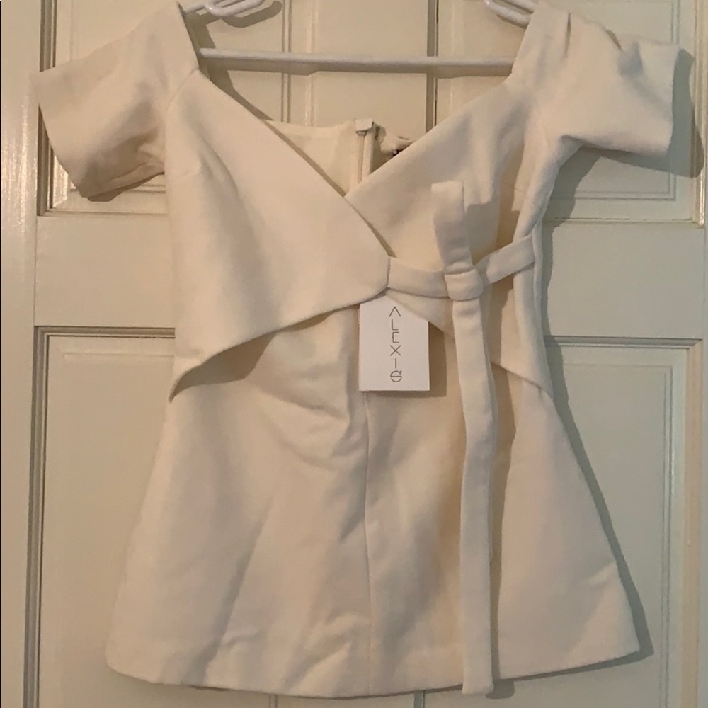 Alexis cream top